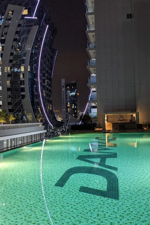 Simply Comfort In Damac Majestine Dubai 0*,
